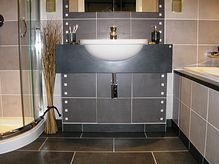 Bathroom 05 - 02 - Basin